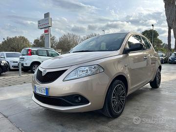 LANCIA Ypsilon 1.2 69 CV 5p. GPL Ecochic Gold