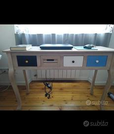 Tavolo consolle in legno grezzo – stile naturale 