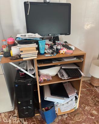 Computer fisso + mobiletto