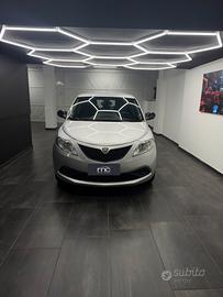 Lancia Ypsilon 1.2 69 CV 5 porte S&S Silver