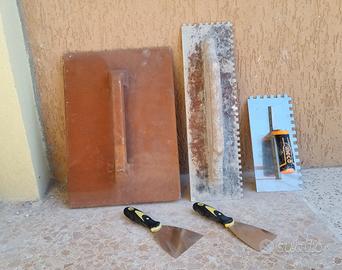 Frattazzi e spatole, per stucco, intonaco ecc.