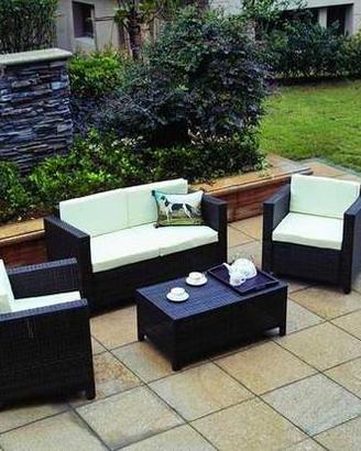 Set salotto tavolino in poly rattan intrecciato