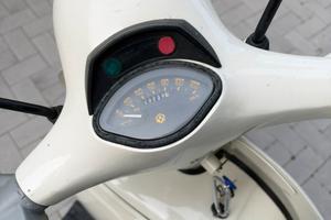 Vespa Bajaj Chetak 150