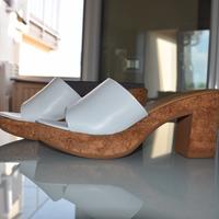 Zoccoli con fascia bianca