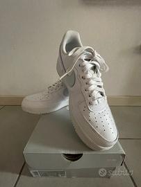 Nike air force one colore bianco