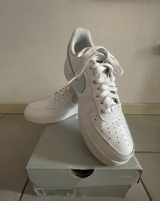 Nike air force one colore bianco