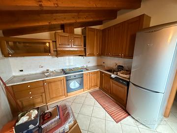 Cucina Scavolini angolare con elettrodomestici