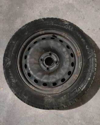 CERCHI E PNEUMATICI MICHELIN 175 65 R15