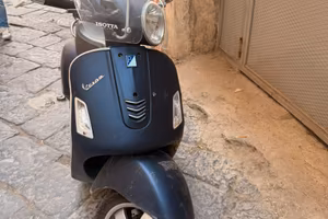 Vespa gts 300