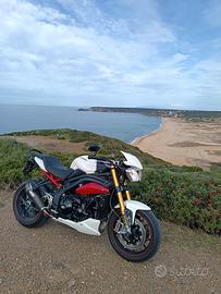 Triumph speed triple 1050 R