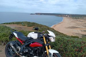 Triumph speed triple 1050 R