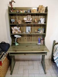 Mobili in pino massello