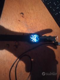 smart Watch smartwatch con caricatore 