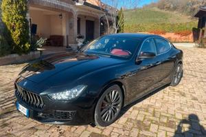 Maserati Ghibli 3.0 - 350 cv