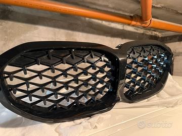 GRIGLIE Anteriore per BMW Serie 1 F40 Nera Diamond