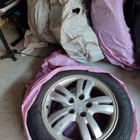 4 cerchioni in lega più gomme invernali 