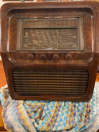 Radio depoca magnadine sv77