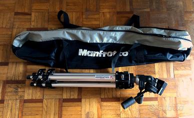 Trepiede Manfrotto + testa 3D + pannelli Lastolite