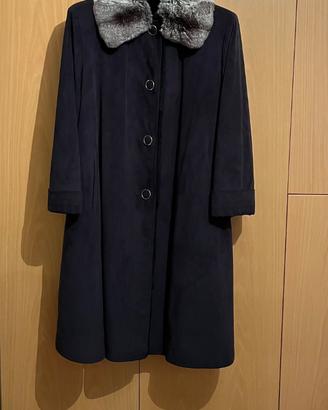 Cappotto in alcantara con fodera pelliccia