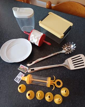 Utensili utili in cucina a scelta a solamente