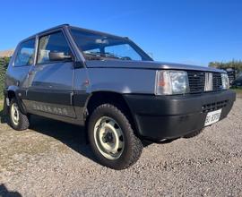 Fiat Panda 1000 4x4 completamente restaurata