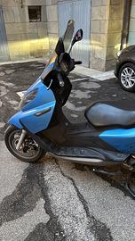 Piaggio X7