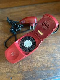 Telefono vintage pieghevole di design anni ‘70