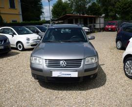 VOLKSWAGEN Passat 1.9 TDI/130 CV cat Var. C.line