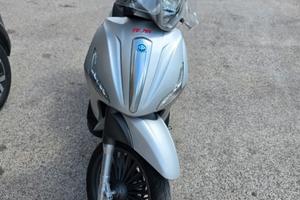 Beverly 300S IE ABS/ASR 2017