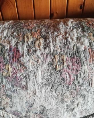 Divano in legno