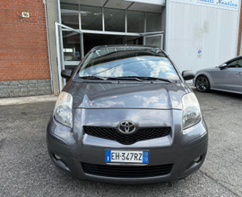 Toyota Yaris 1.0 benzina 5 porte