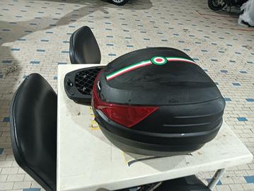 bauletto con staffa e 2 chiavi marca givi