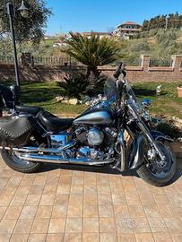 MOTO YAMAHA DRAGSTAR 650