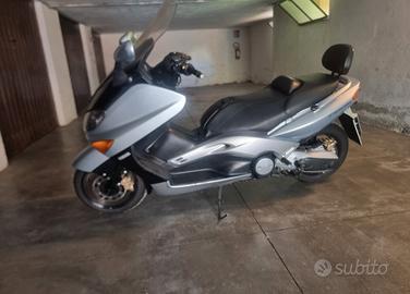 tmax 500 2001
