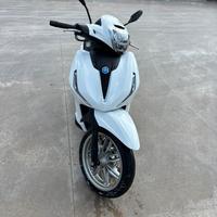 Beverly 310 hpe 2025