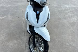 Beverly 310 hpe 2025