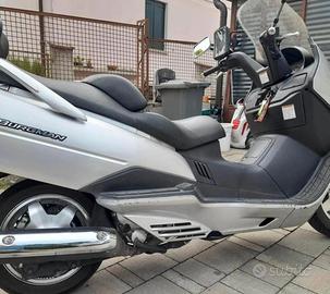 Suzuki AN Burgman 250