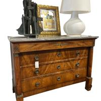 Mobile in legno con marmo