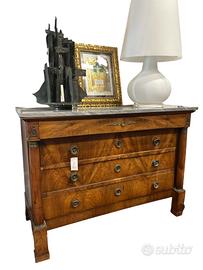 Mobile in legno con marmo