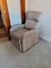 poltrona elettrica alzapersona 