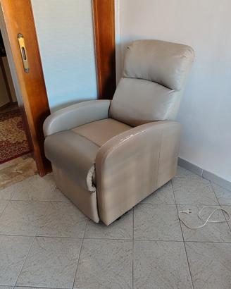 poltrona elettrica alzapersona 