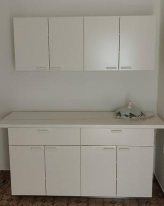Cucina bianca: vendibile a pezzi