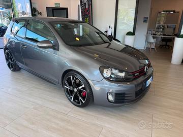 Volkswagen Golf GTI 2.0 TSI 3p.