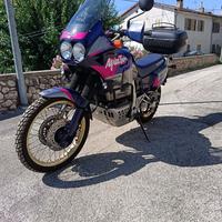 HONDA XRV750AfricaTwin