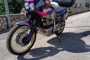 HONDA XRV750AfricaTwin