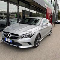 Mercedes-Benz CLA 220 CDI AUTOMATIC Premium R...