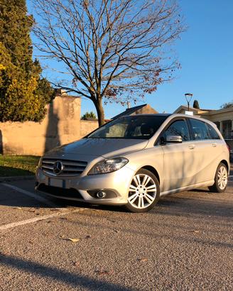 Mercedes Benz Classe B 180d (W246)