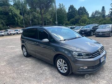 Volkswagen Touran 1.6 TDI Executive BlueMotion Tec