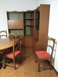 Salotto angolare in legno anni Settanta