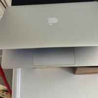 Mcbook air da 13” chip Apple M1